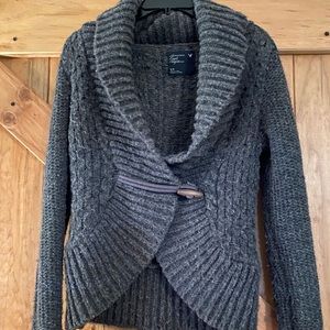 Grey American Eagle sweater